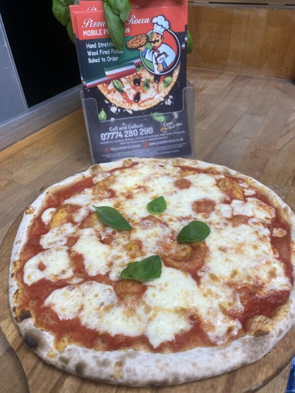 Pizza Margherita - Image 2