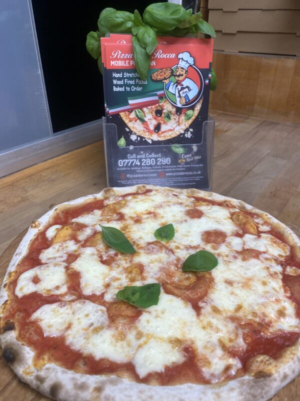 Pizza Margherita - Image 5