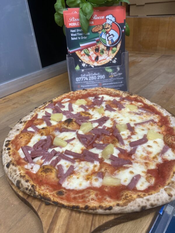Hawaiian Pizza - Image 4