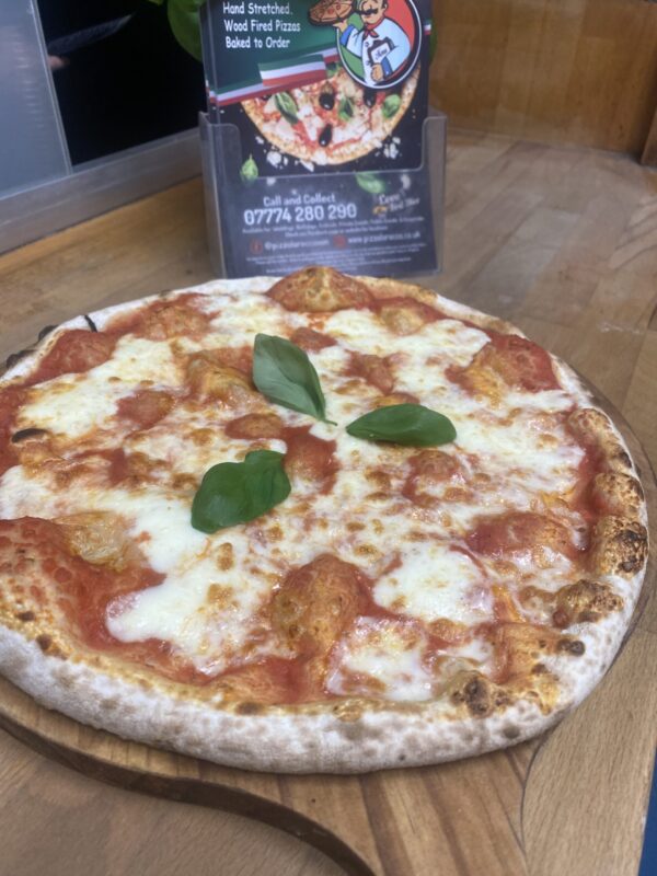 Pizza Margherita - Image 6