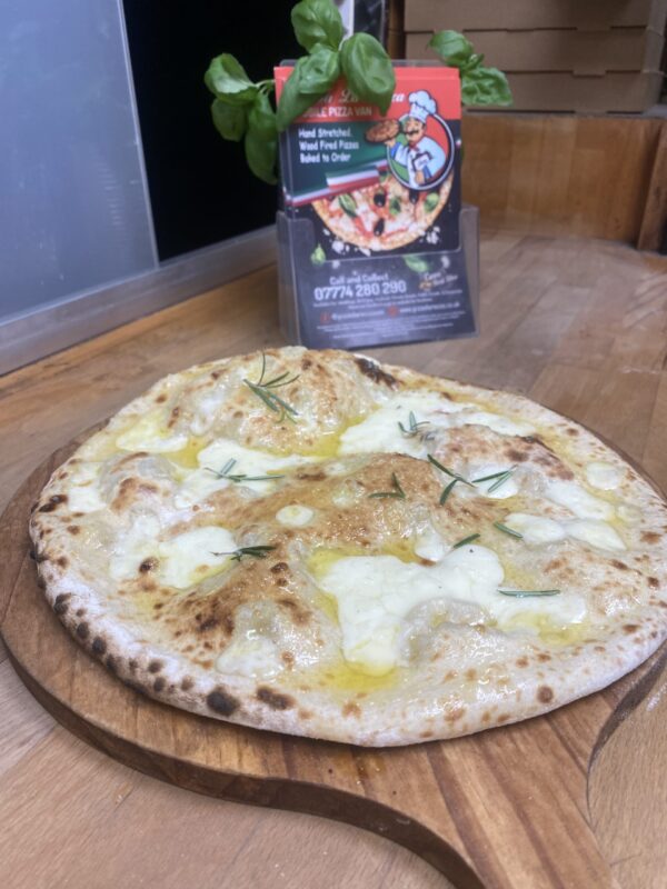 Garlic Bread & Cheese Pizza - Image 6