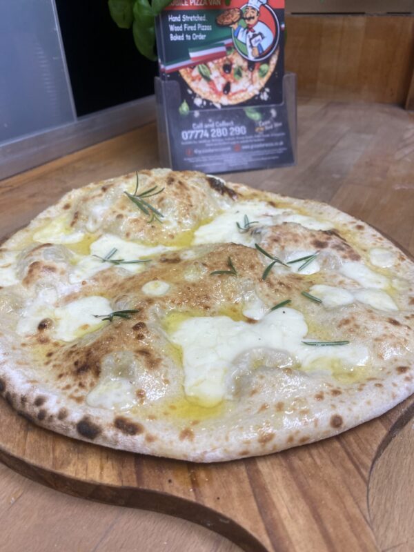 Garlic Bread & Cheese Pizza - Image 5